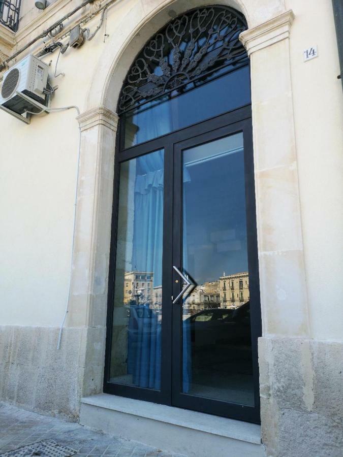 La Casa Sulla Darsena Appartement Syracuse Buitenkant foto
